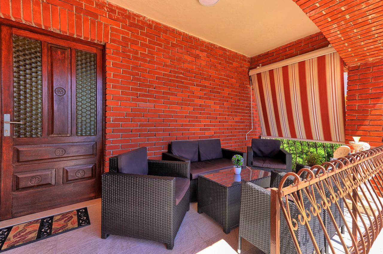 Guest House Darka Bijela Εξωτερικό φωτογραφία